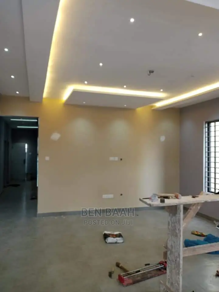 2bdrm Block of Flats in Ben Properties, Lake Side Estate for rent in Lake Side Estate