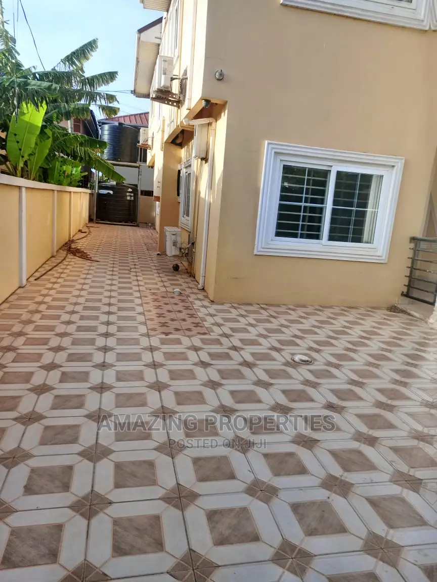 5bdrm House in Spintex for rent in Spintex