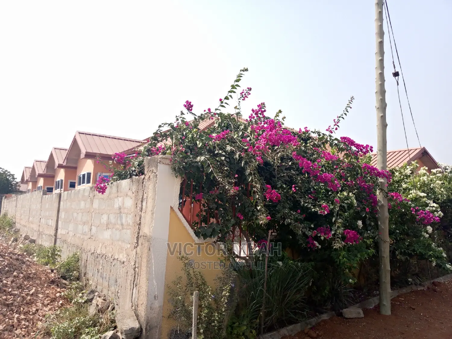 A Newly Built Finis12 Bedrooms Hostel for Sell Around CUC. in Tema Metropolitan