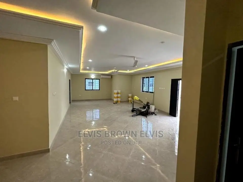 3bdrm House in Living Large, East Legon for Sale in East Legon