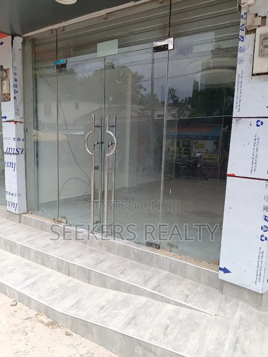 A Single Shop for Rent at Osu Oxford Street in Oxford Street