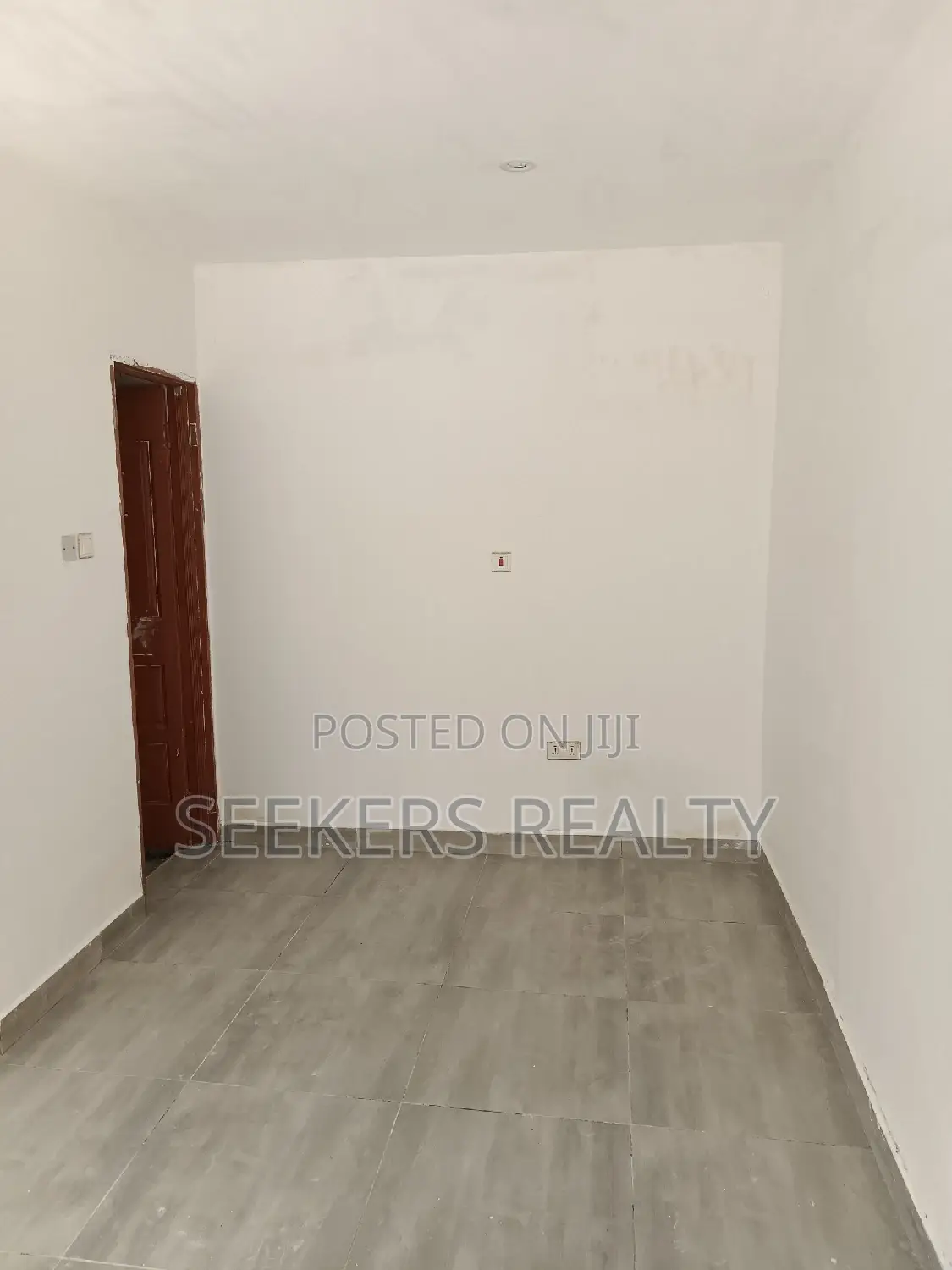 A Beautiful Shop at Osu for Rent in Oxford Street