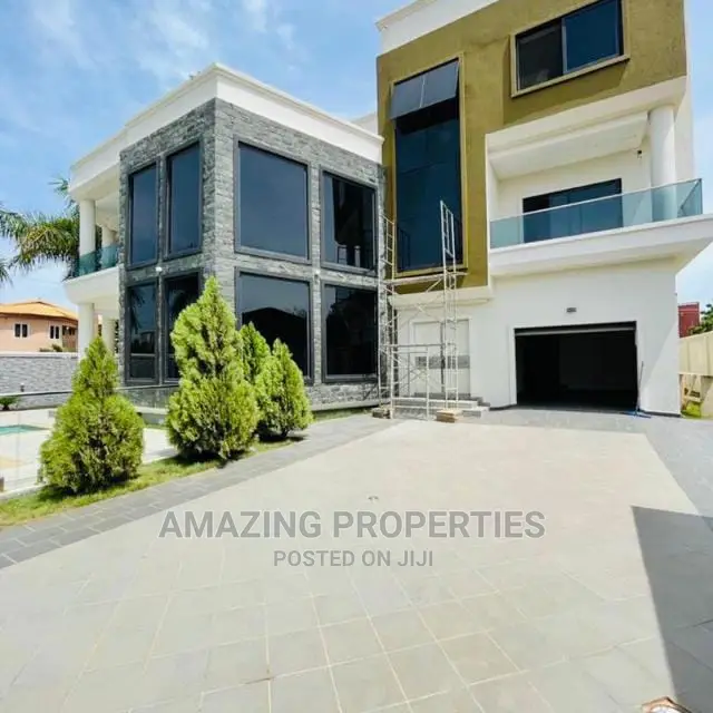 5bdrm House in East Legon for Sale in East Legon