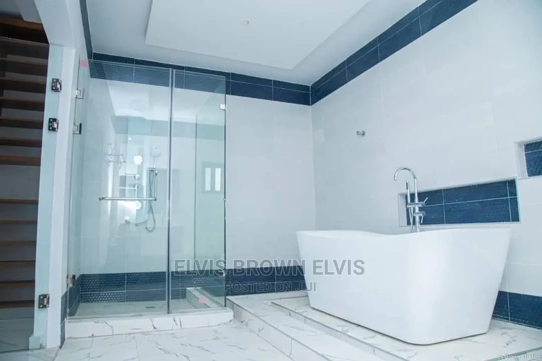 4bdrm Mansion in Living Large, East Legon for Sale in East Legon