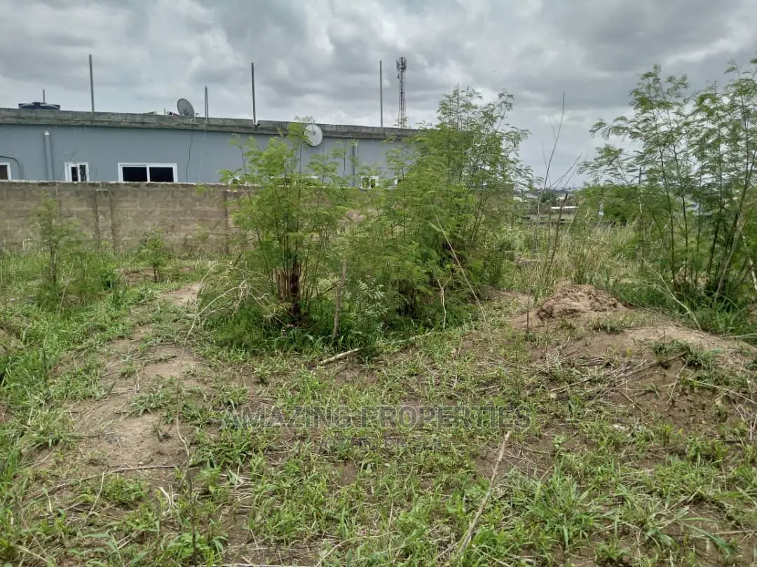 20 Acres of Land West Legon to University of Ghana GIMPA. in West Legon