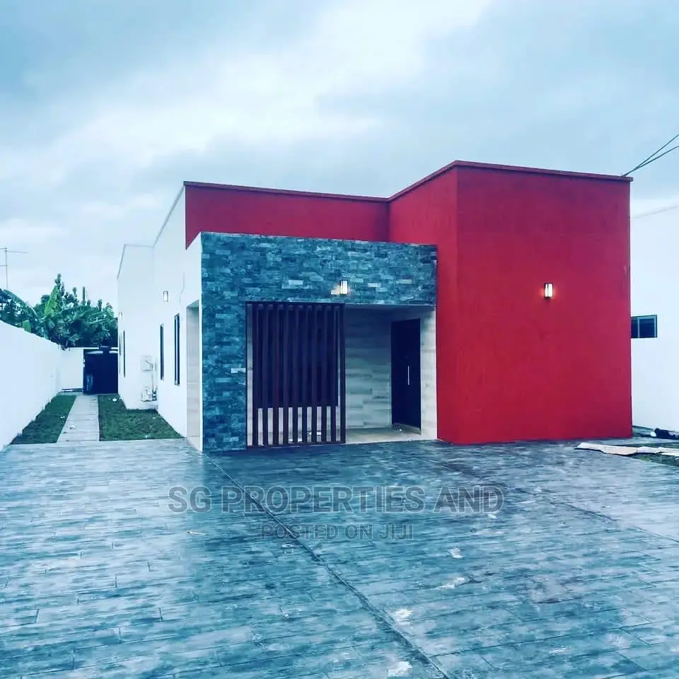 3bdrm House in Sakumono, Accra Metropolitan for Sale in Accra Metropolitan