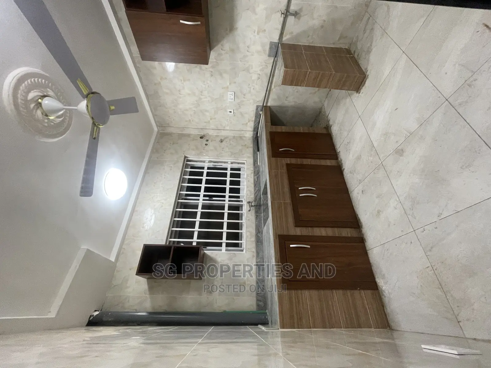 2bdrm Apartment in Lashibi, Spintex for rent in Spintex