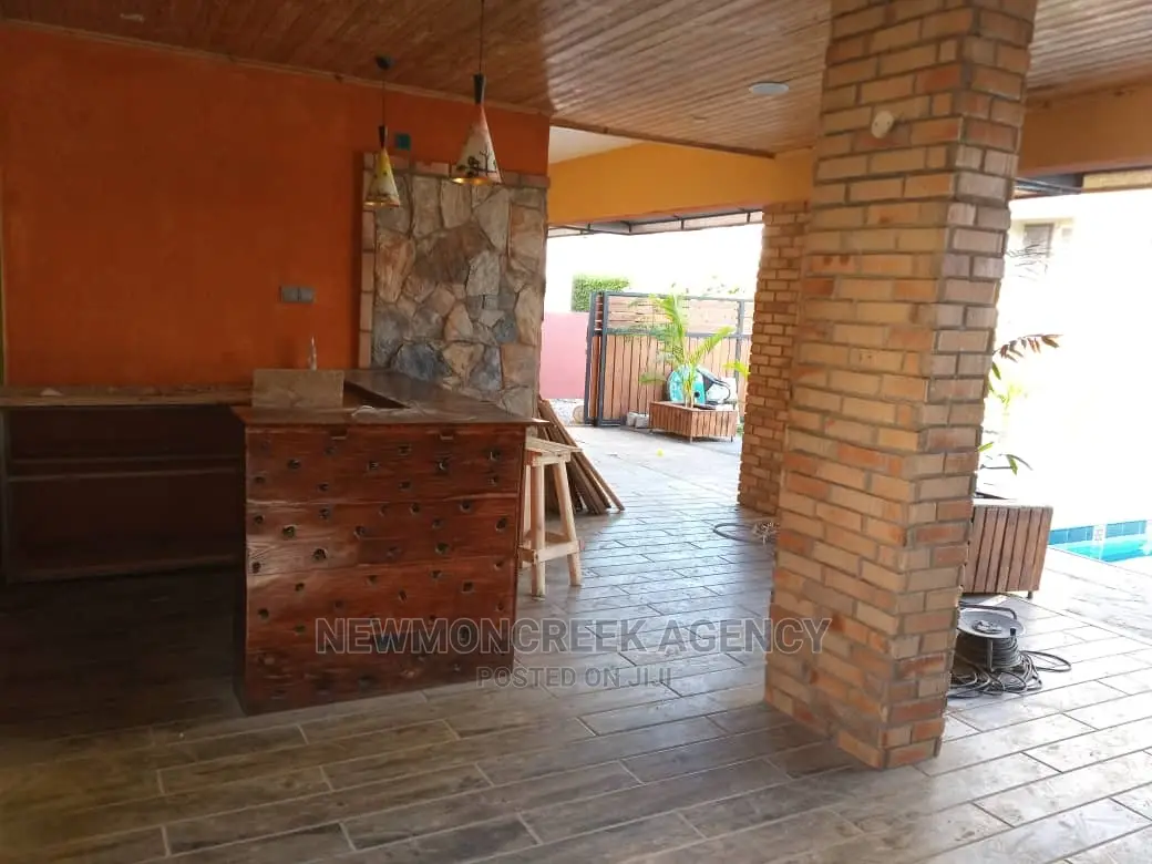 Furnished 10bdrm Apartment in Ashongman, Accra Metropolitan for sale in Accra Metropolitan