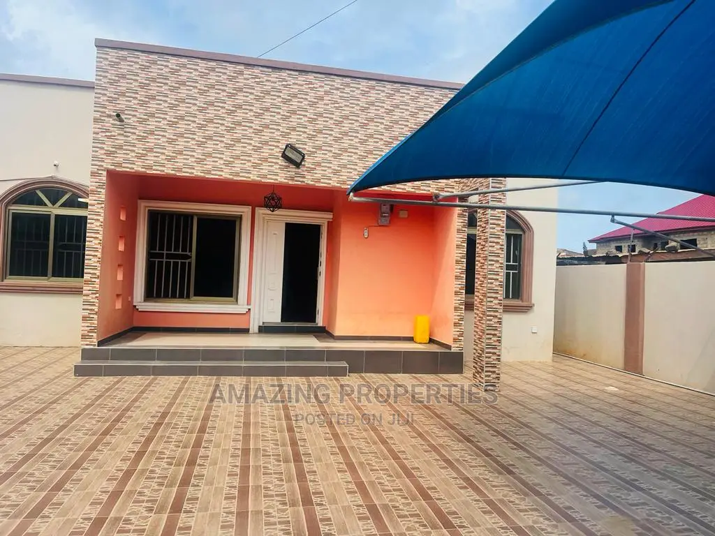 3bdrm House in For Rent 3 Bedrooms for rent in Spintex