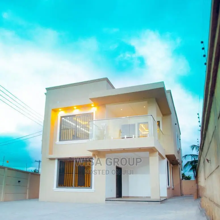 4bedrooms House Story Building for Sale in Accra Metropolitan