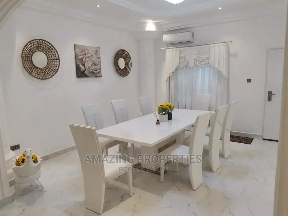 5bdrm House in East Legon, Spintex for Sale in Spintex
