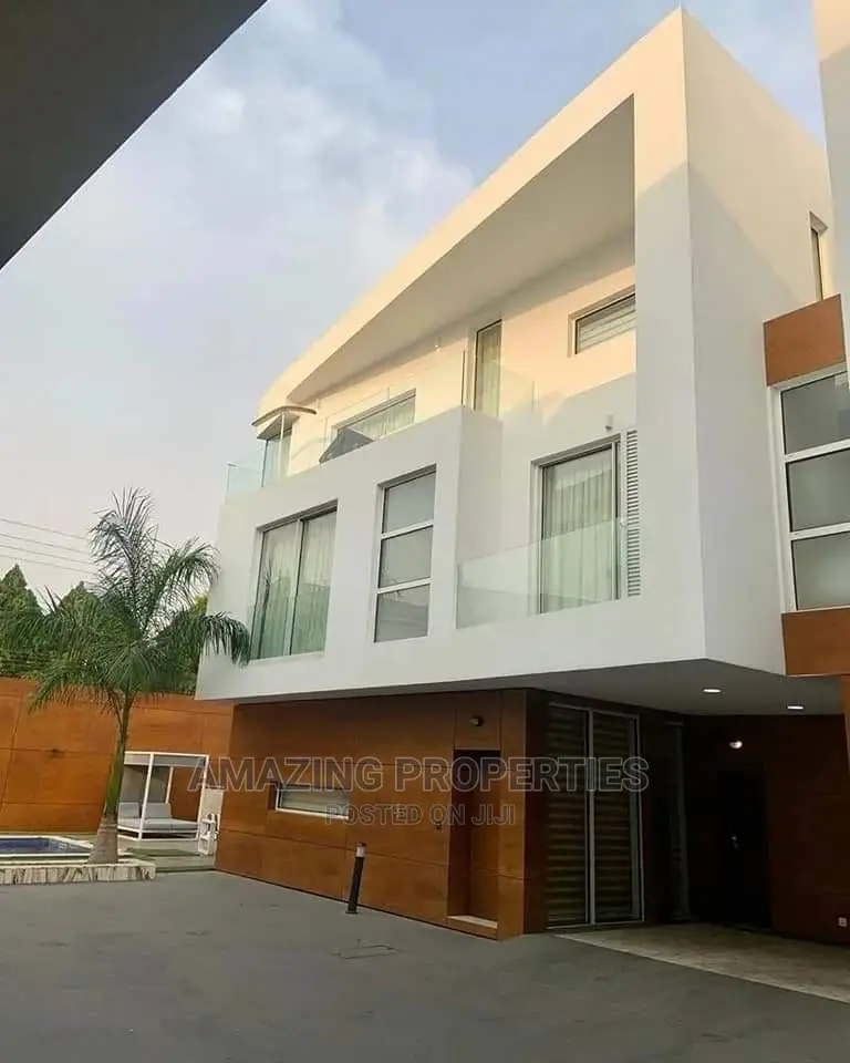 Furnished 4bdrm Townhouse/Terrace in Airport Residential for Sale in Airport Residential Area