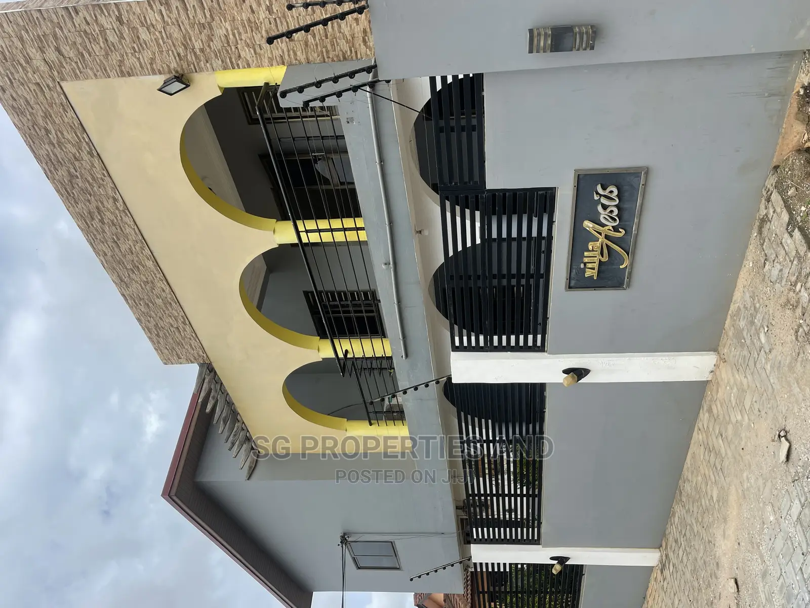 3bdrm Apartment in Coastal, Spintex for Rent in Spintex