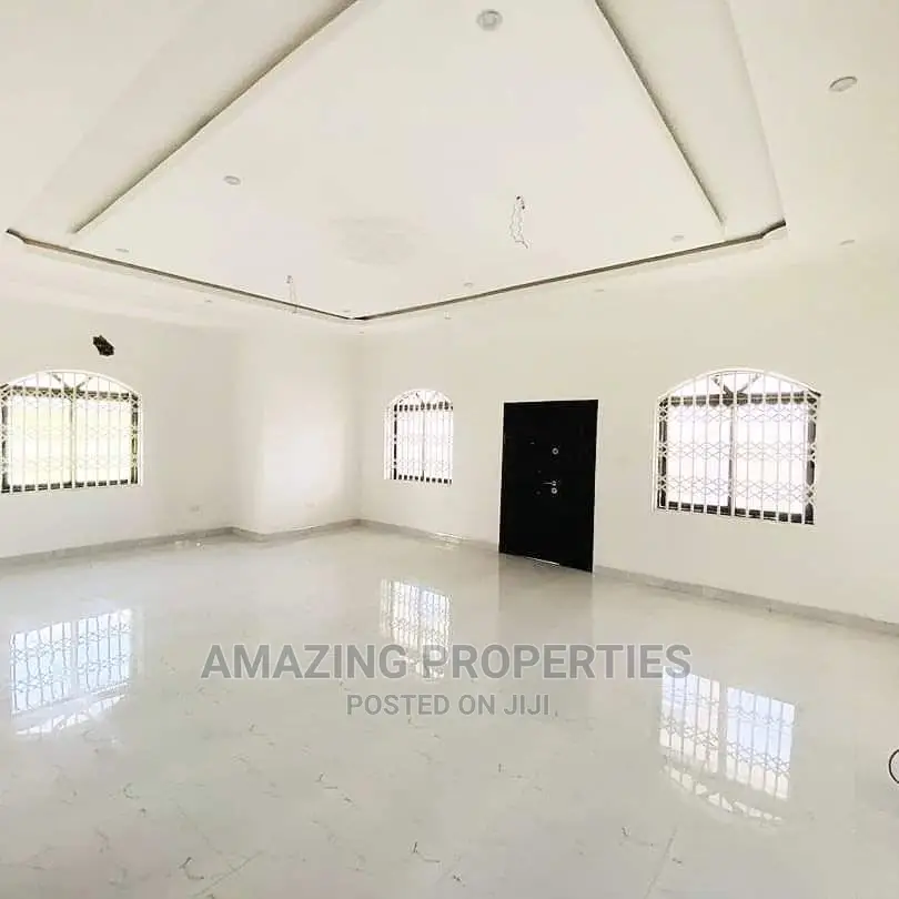 10 Bedroom for Rent
At East LEGON in East Legon