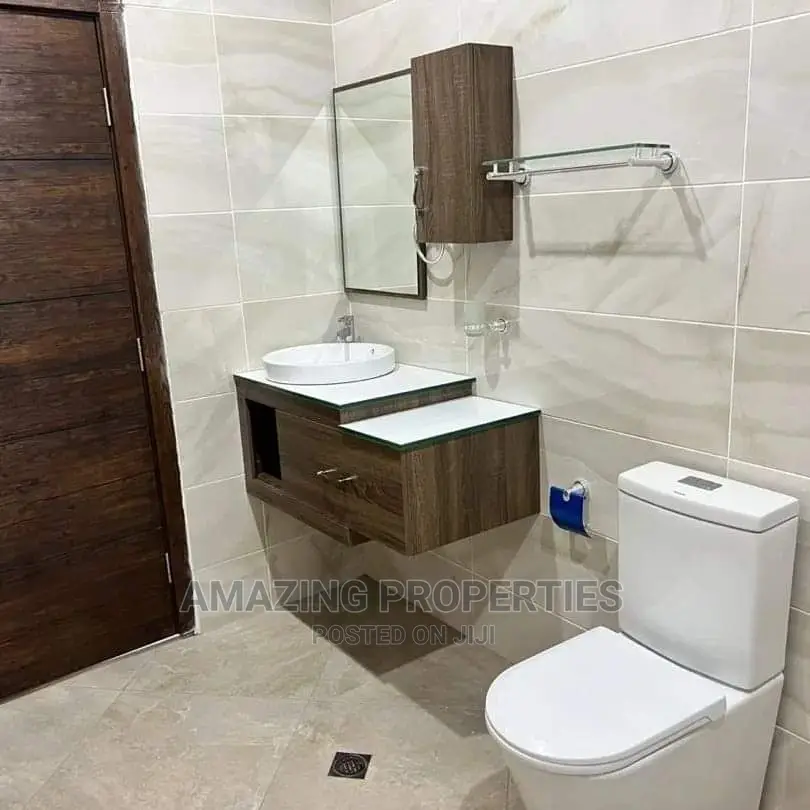 4bdrm House in East Legon for Sale in East Legon