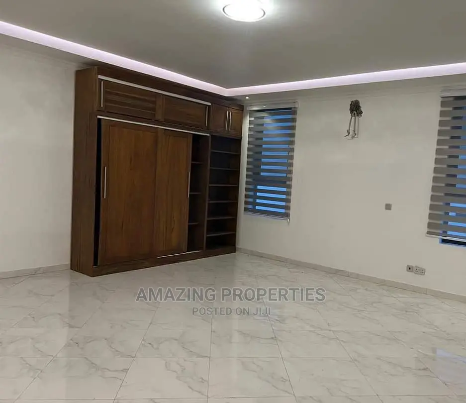 4bdrm House in East Legon for Sale in East Legon