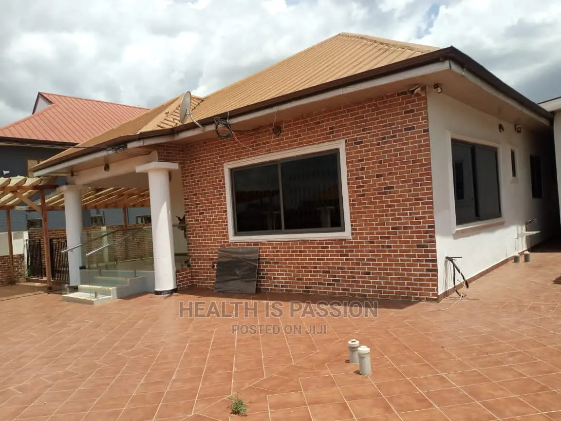 Furnished 9bdrm Apartment in Bortiano for sale in Bortiano