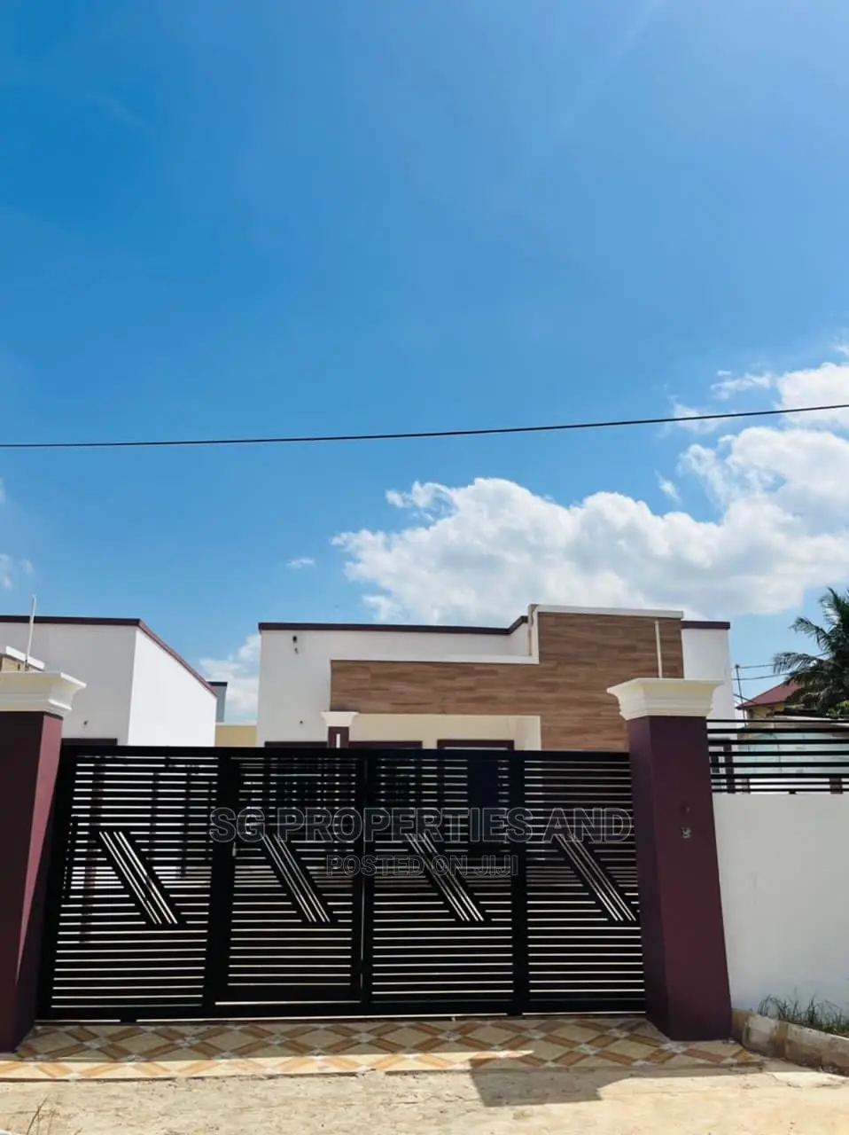 3bdrm House in Coca Cola, Spintex for Sale in Spintex