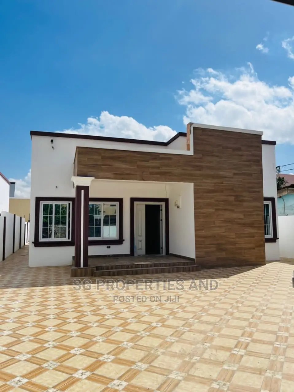 3bdrm House in Coca Cola, Spintex for Sale in Spintex
