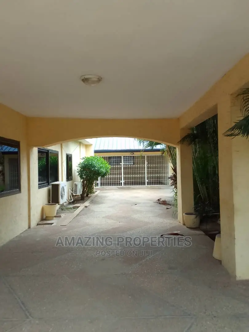 7bdrm House in Labone for Rent in Labone