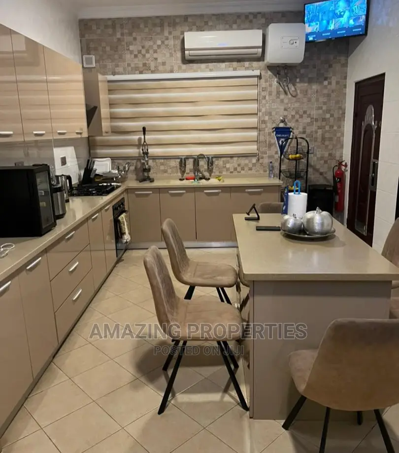 Furnished 7bdrm House in East Legon for sale in East Legon