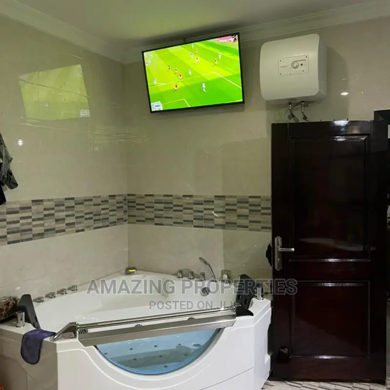 Furnished 7bdrm House in East Legon for sale in East Legon