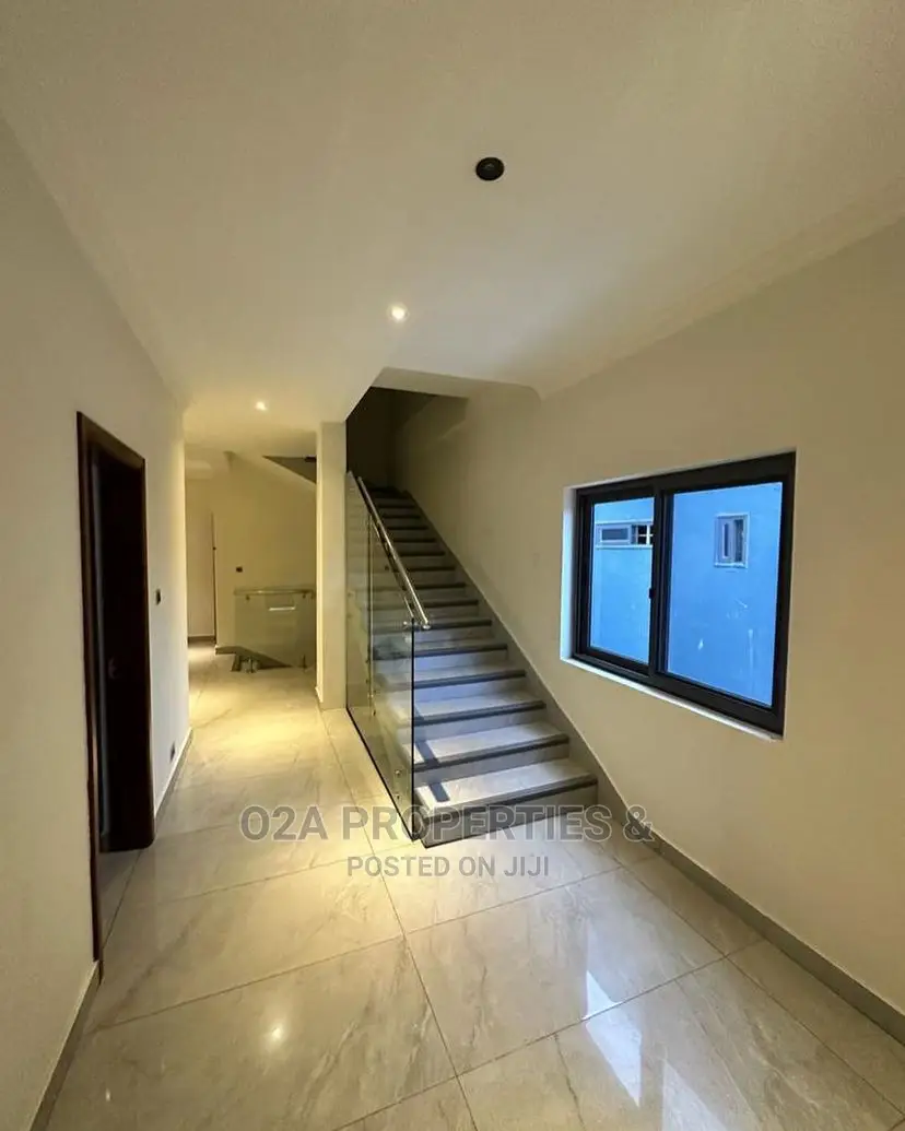 5bdrm House in a C Mall Area for Rent in A&C Mall Area