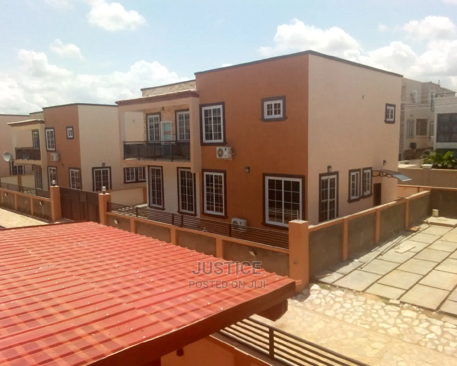 3bdrm Duplex in East Airport for rent in Airport Residential Area