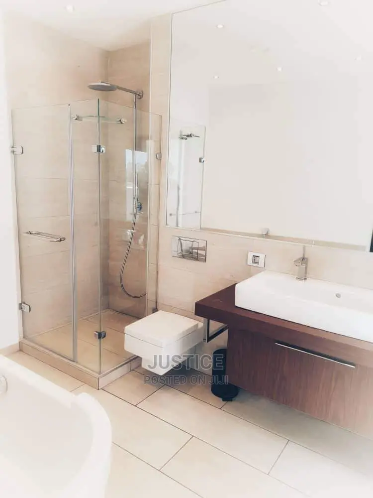 Furnished 3bdrm Apartment in Airport for sale in Airport Residential Area