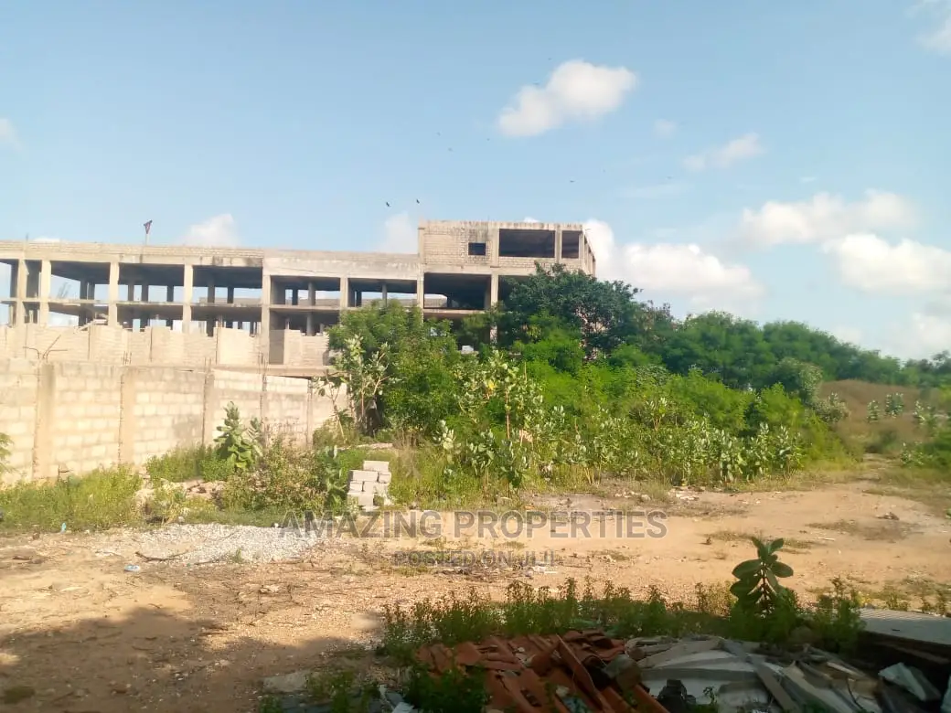35 Acres of Land for Sale at Trasacco in Adjiriganor