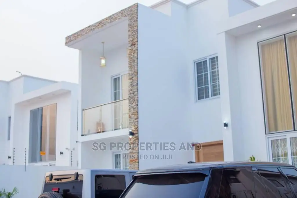 Furnished 4bdrm Mansion in a C Mall, East Legon for Rent in East Legon