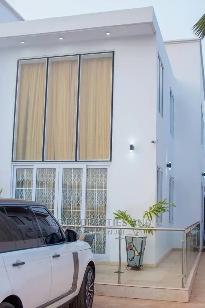 Furnished 4bdrm Mansion in a C Mall, East Legon for Rent in East Legon