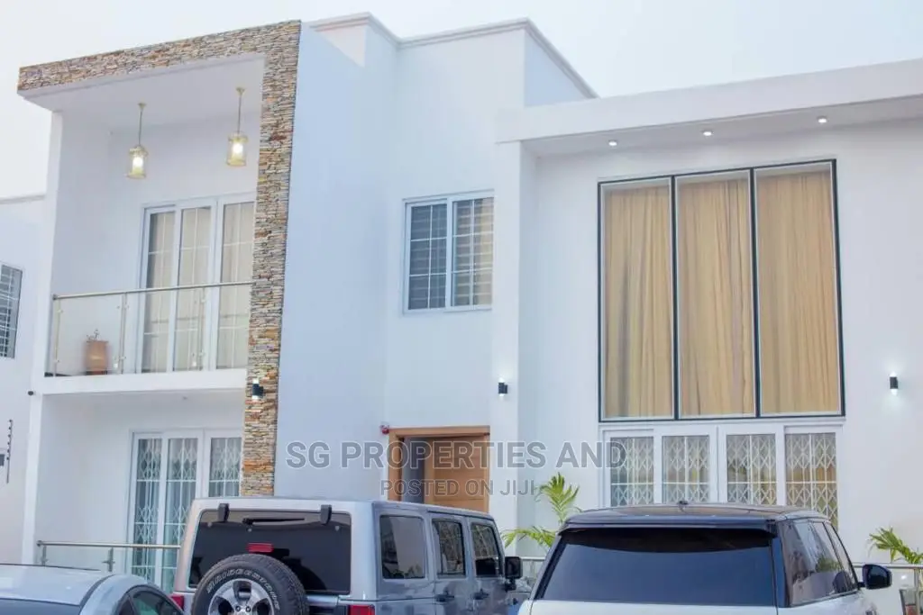 Furnished 4bdrm Mansion in a C Mall, East Legon for Rent in East Legon
