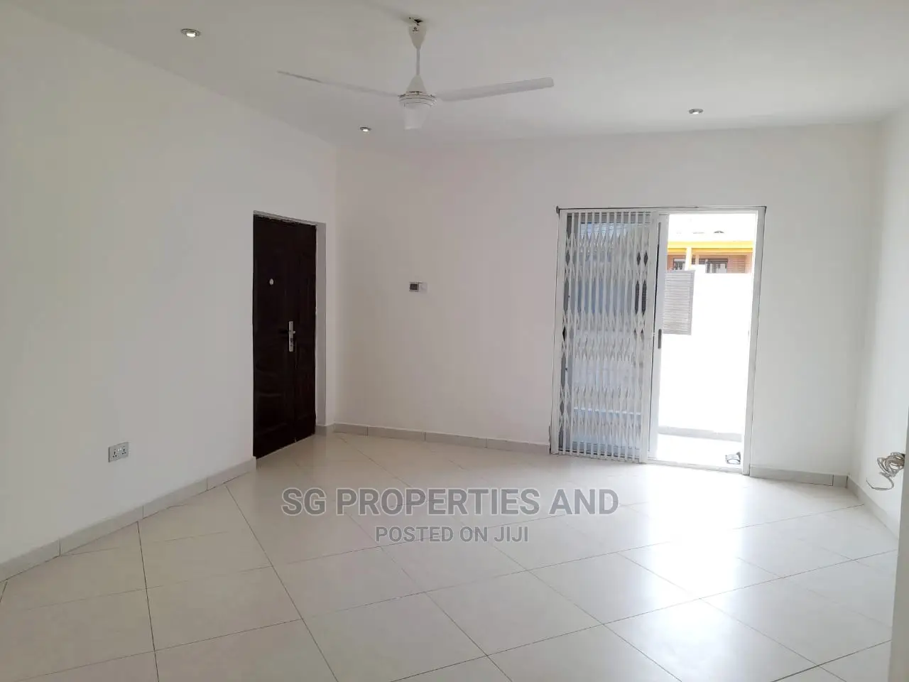 2bdrm House in Community 20, Spintex for rent in Spintex