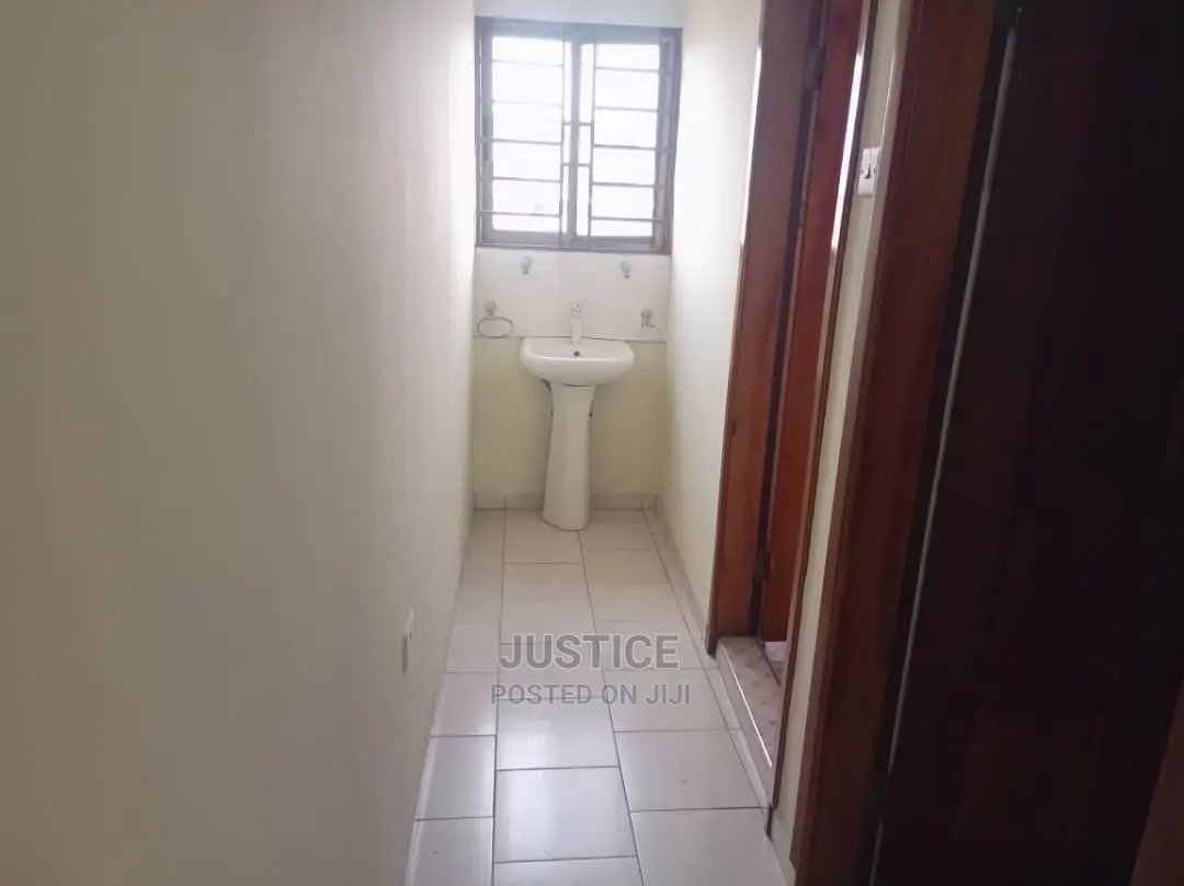 2bdrm Apartment in Dzorwulu for rent in Dzorwulu