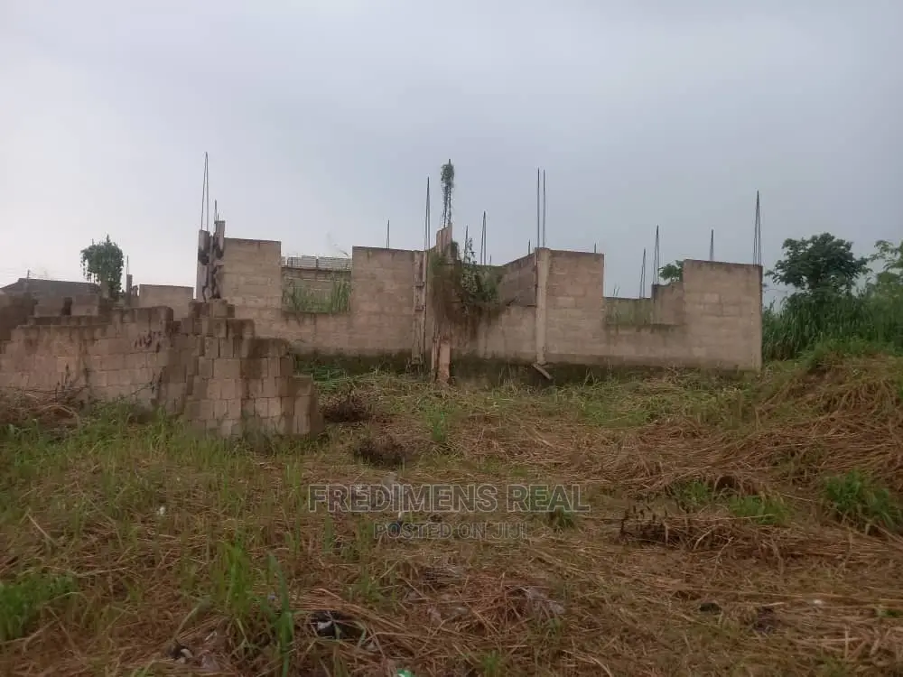 4bdrm House in Fredimens Real, Kumasi Metropolitan for Sale in Kumasi Metropolitan
