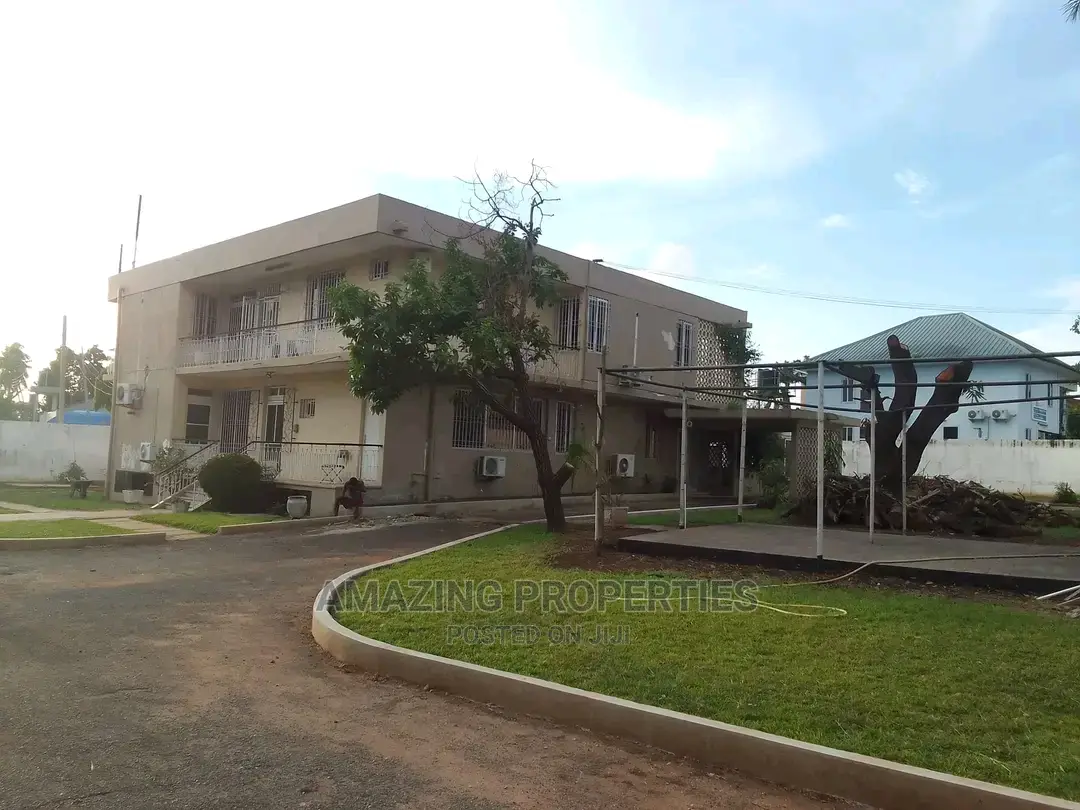 Corporate Office House With Boys Quarter in North Ridge