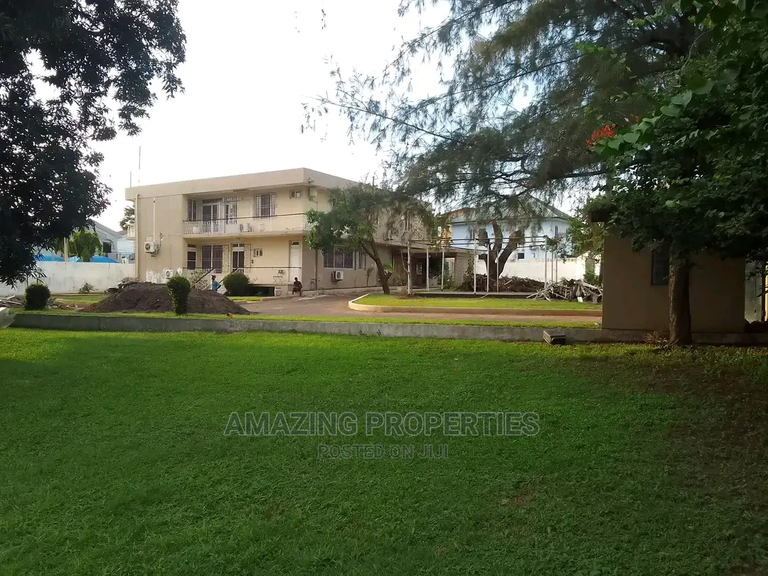 Corporate Office House With Boys Quarter in North Ridge