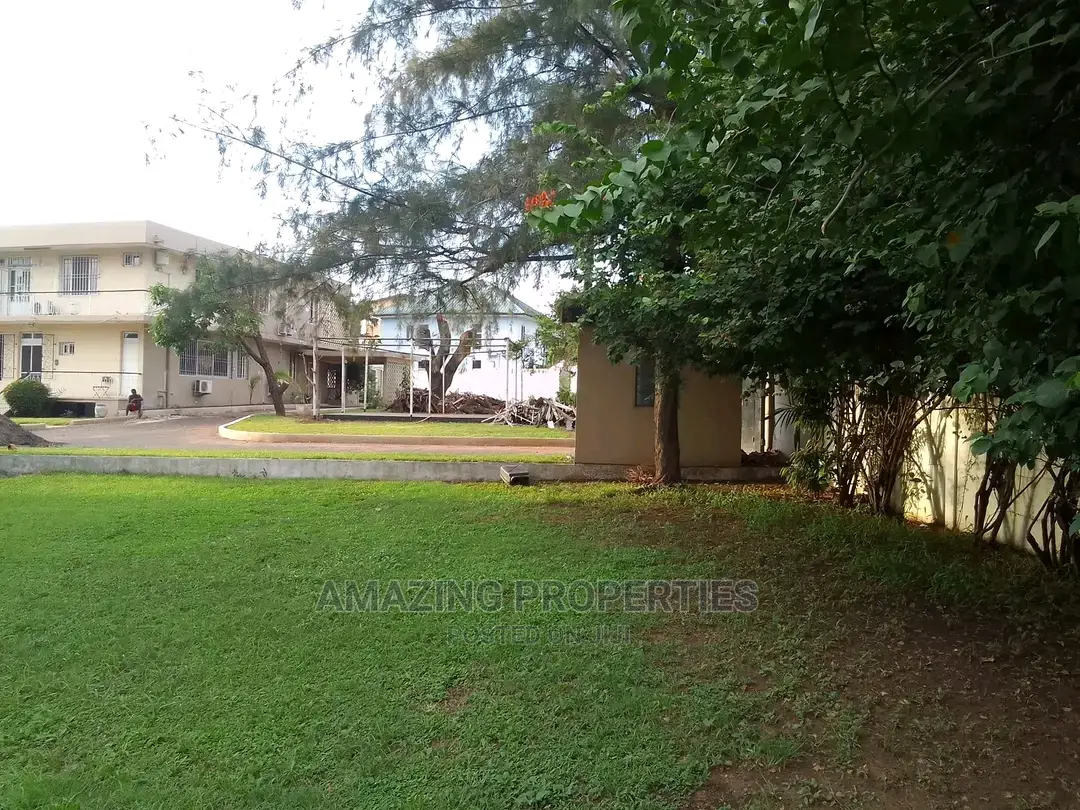 Corporate Office House With Boys Quarter in North Ridge