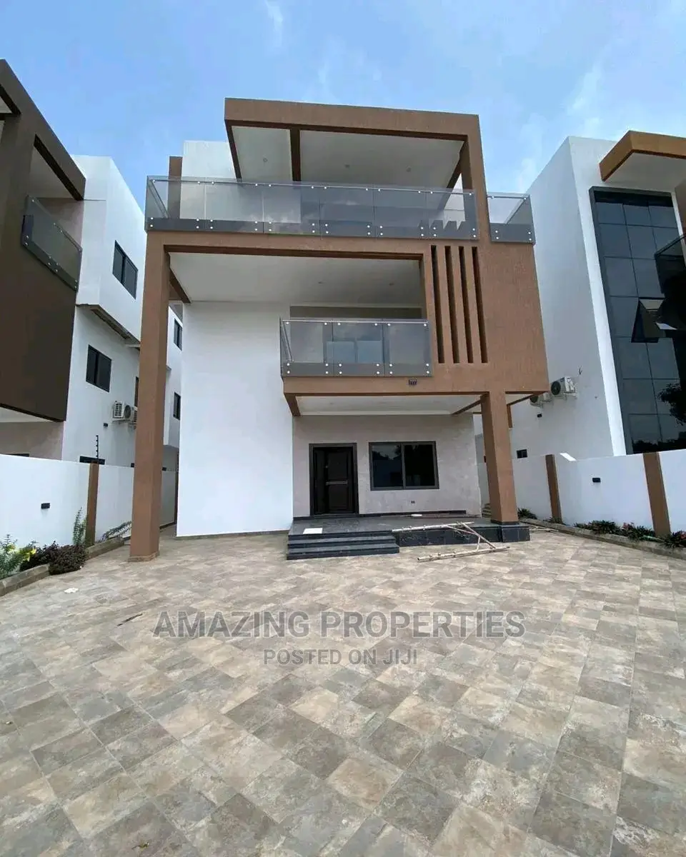 5bdrm House in East Legon for Rent in East Legon