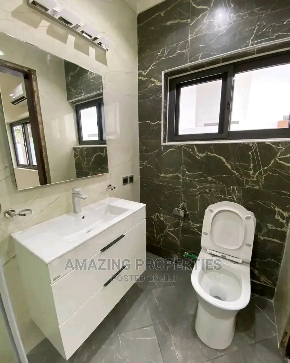 5bdrm House in East Legon for Rent in East Legon