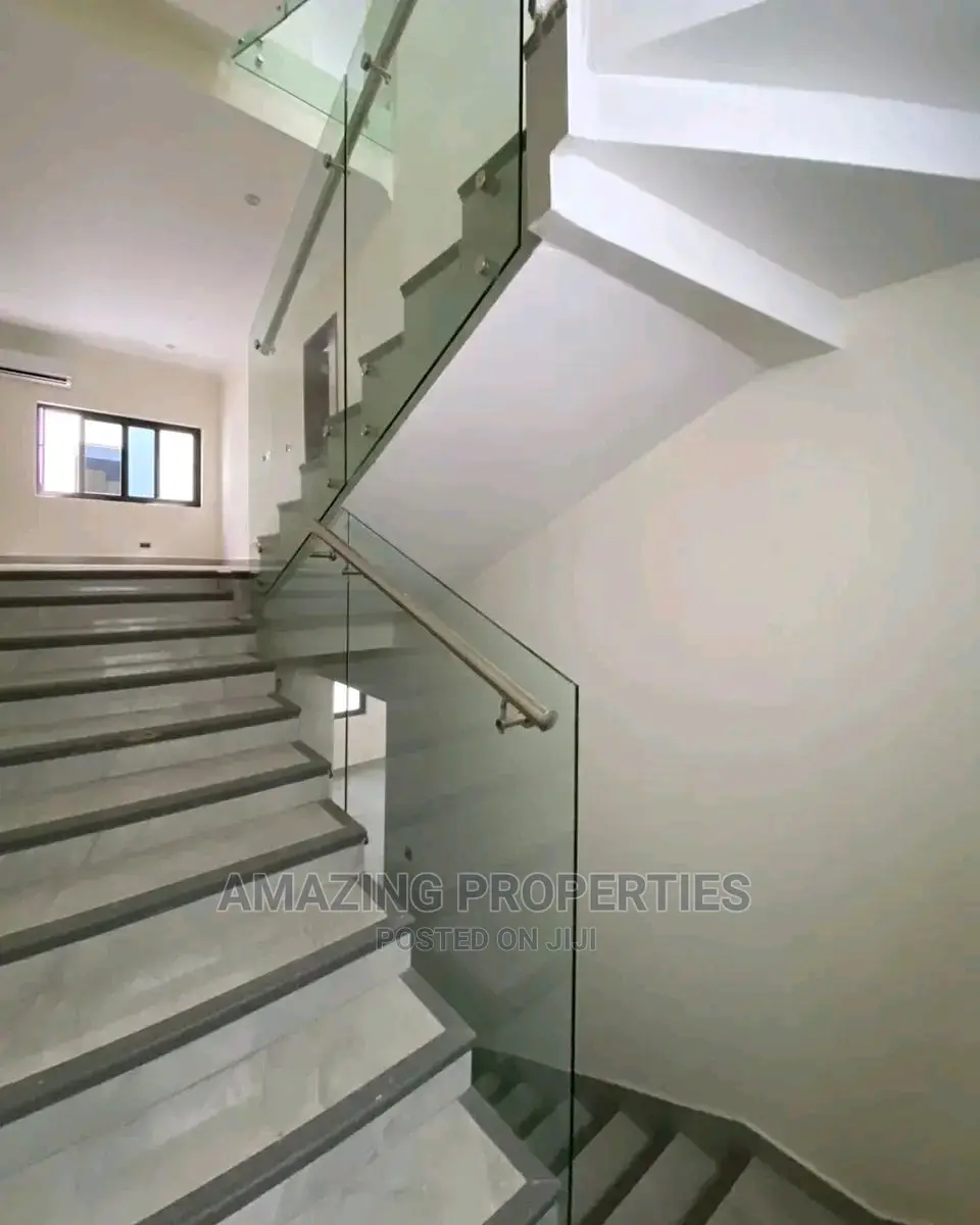 5bdrm House in East Legon for Rent in East Legon