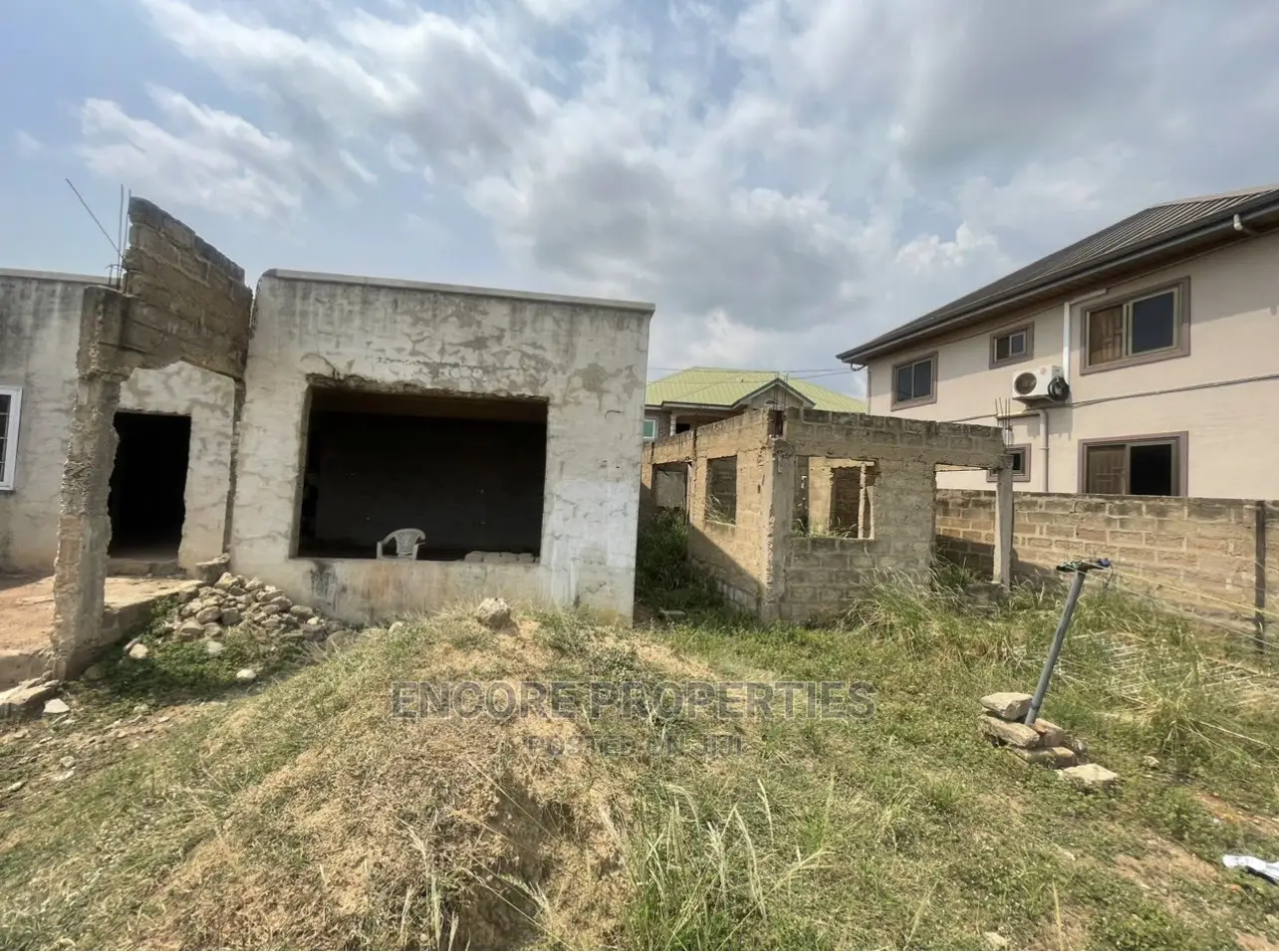 5bdrm House in Encore Properties, Oyibi for sale in Oyibi