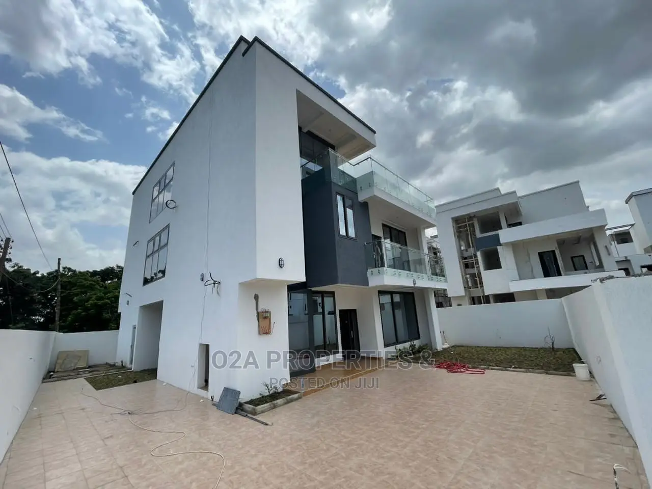 5bdrm House in Shopping Arcade Area for sale in Shopping Arcade Area