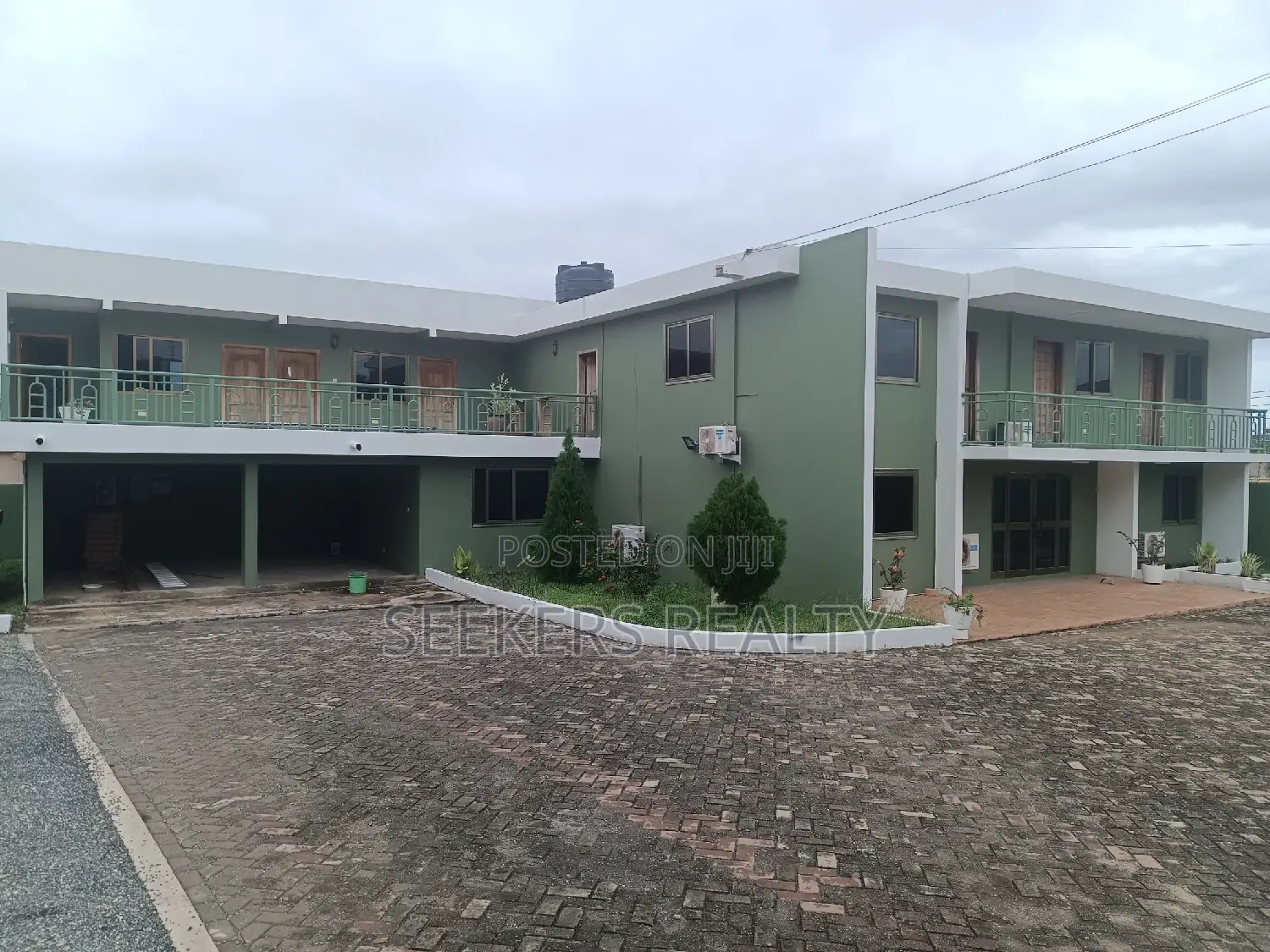 7bdrm House in Realty Seekers, Labone for rent in Labone