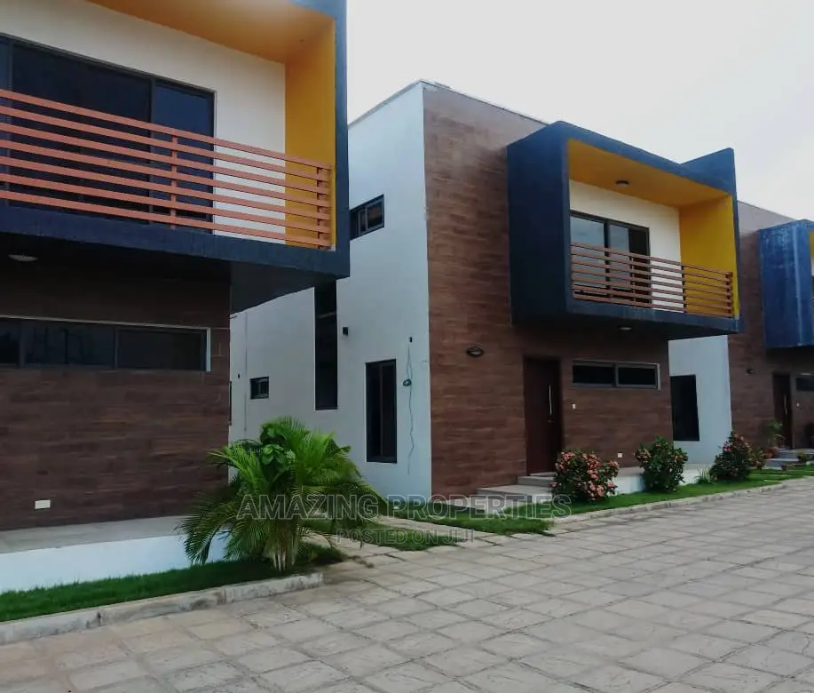 4bdrm Townhouse / Terrace in Abelemkpe for rent in Abelemkpe
