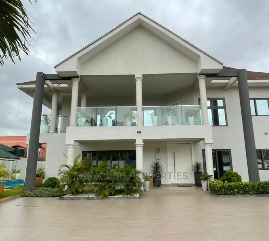 5bdrm House in East Legon for sale in East Legon