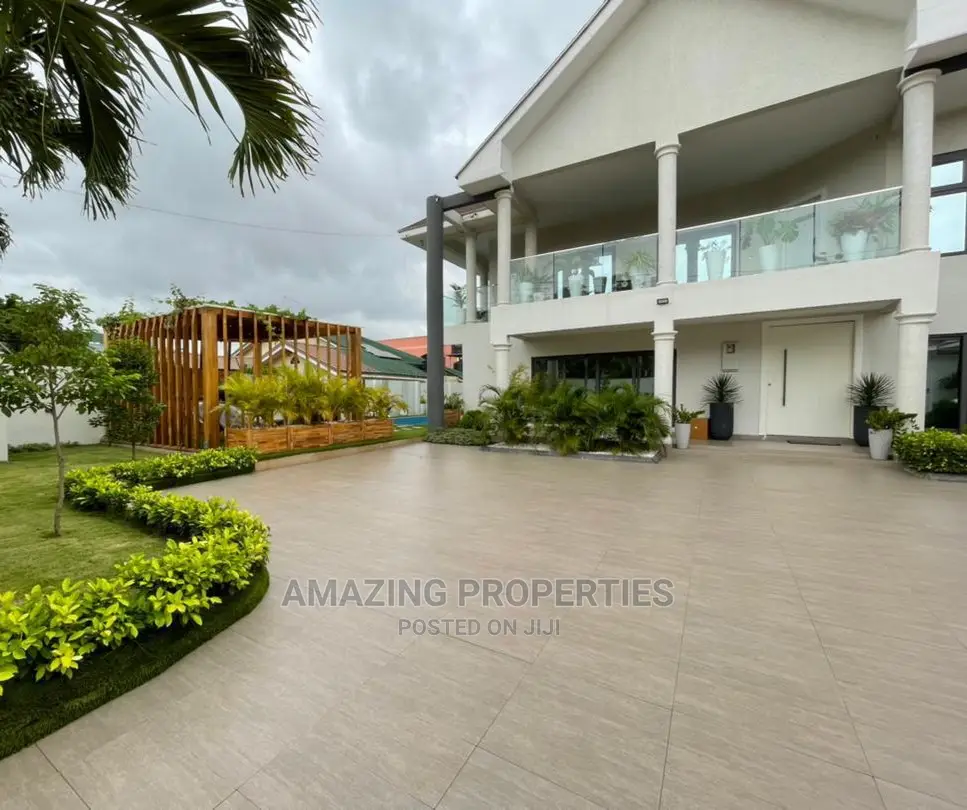 5bdrm House in East Legon for sale in East Legon