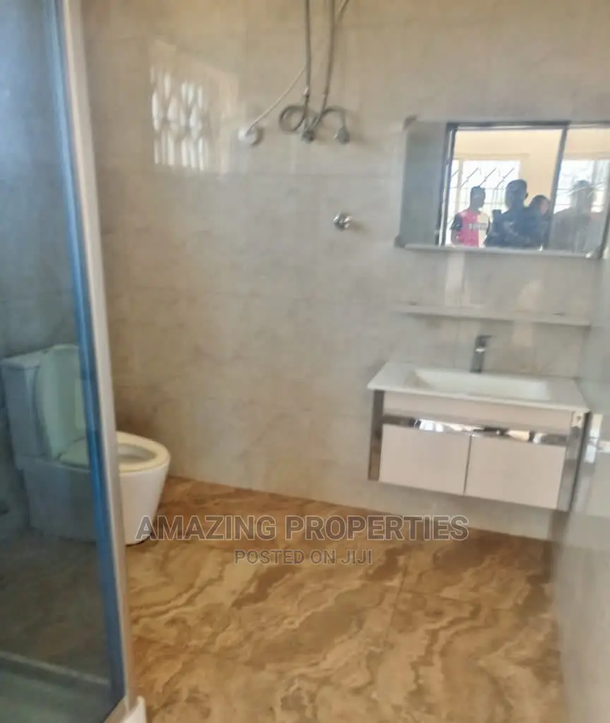 4bdrm House in Spintex for rent in Spintex