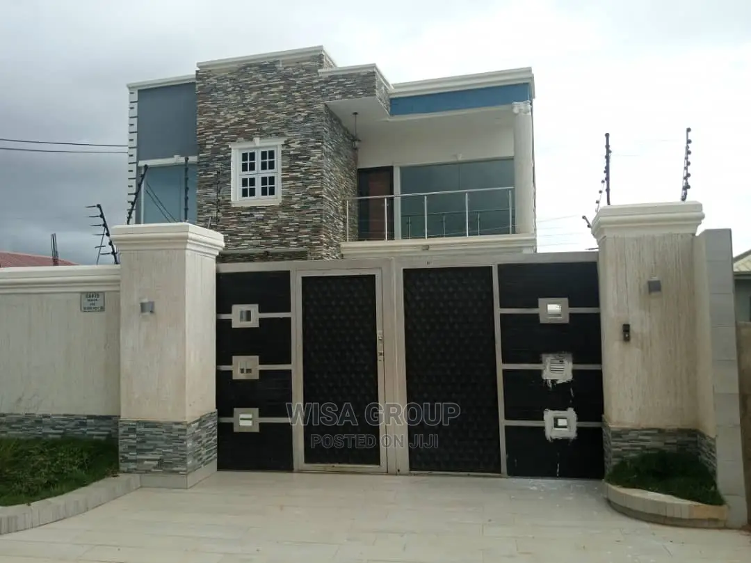 6bdrm Duplex in Wisa Groups, Accra Metropolitan for rent in Accra Metropolitan